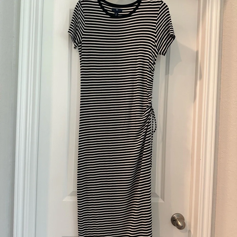 GAP Black and White Striped Midi Dress